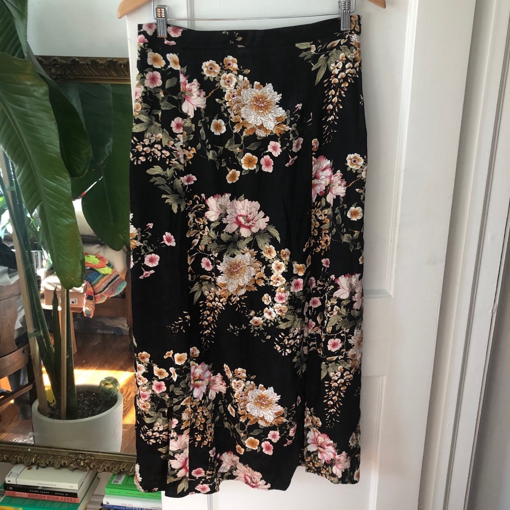 Anthropologie floral skirt size 8
